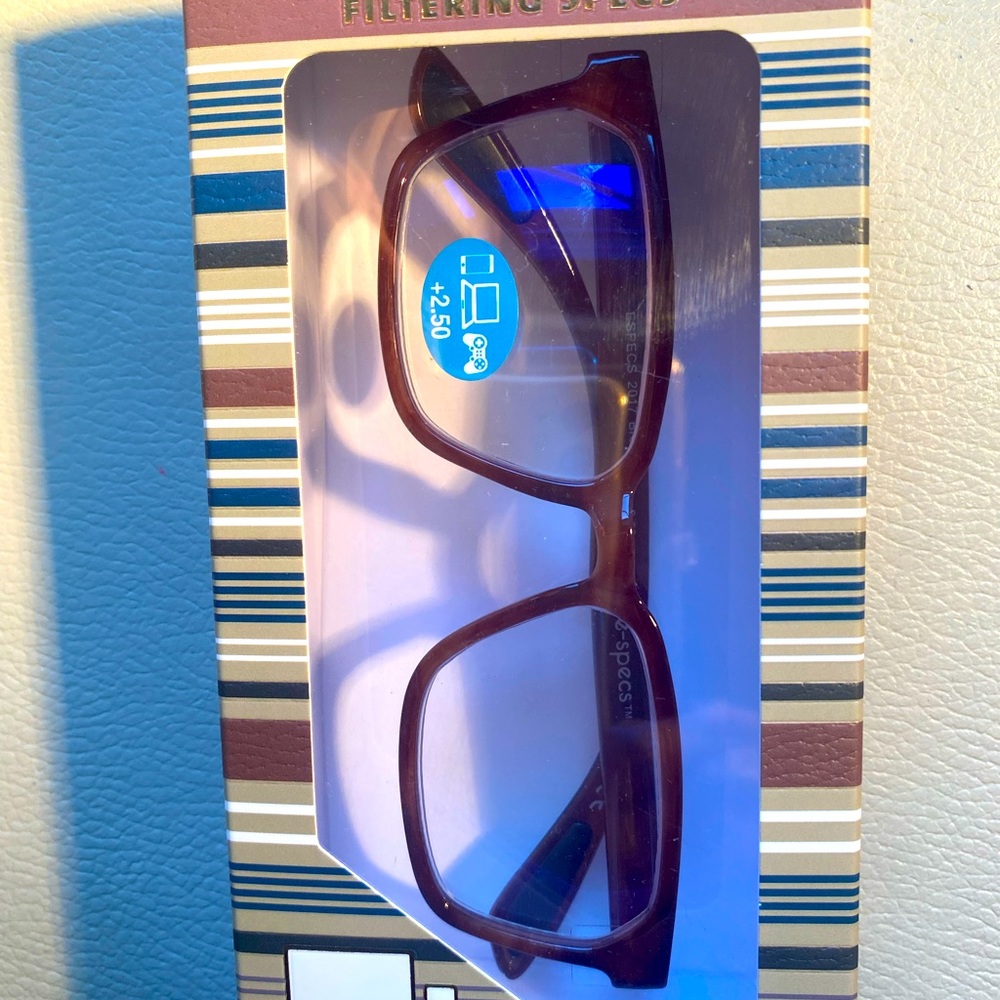 COPY - COPY - E-Specs Blue Light Square Readers in Brown +2.50